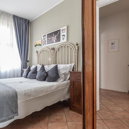 Room & Breakfast Canalino 21 모데나 외부 사진