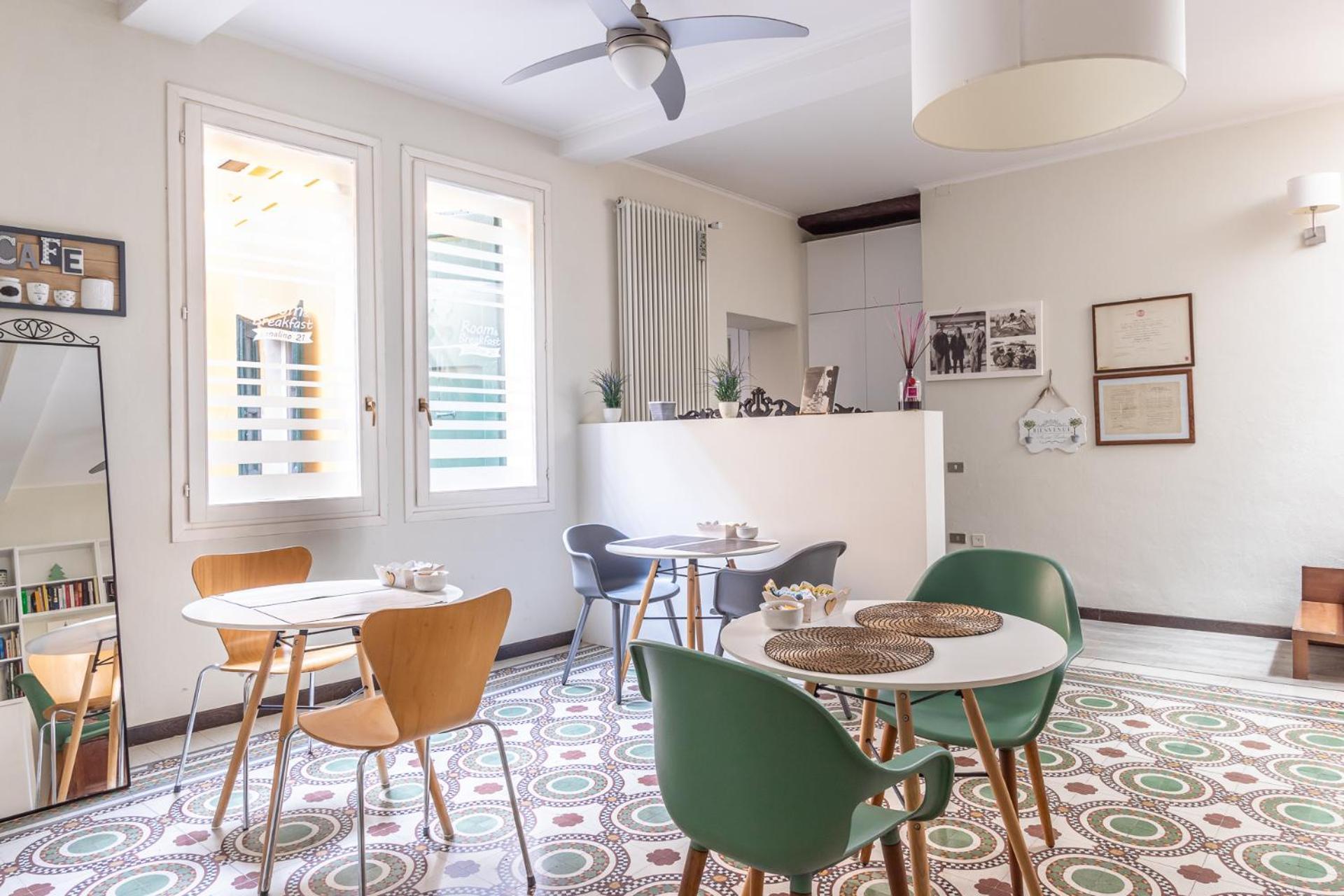 Room & Breakfast Canalino 21 모데나 외부 사진