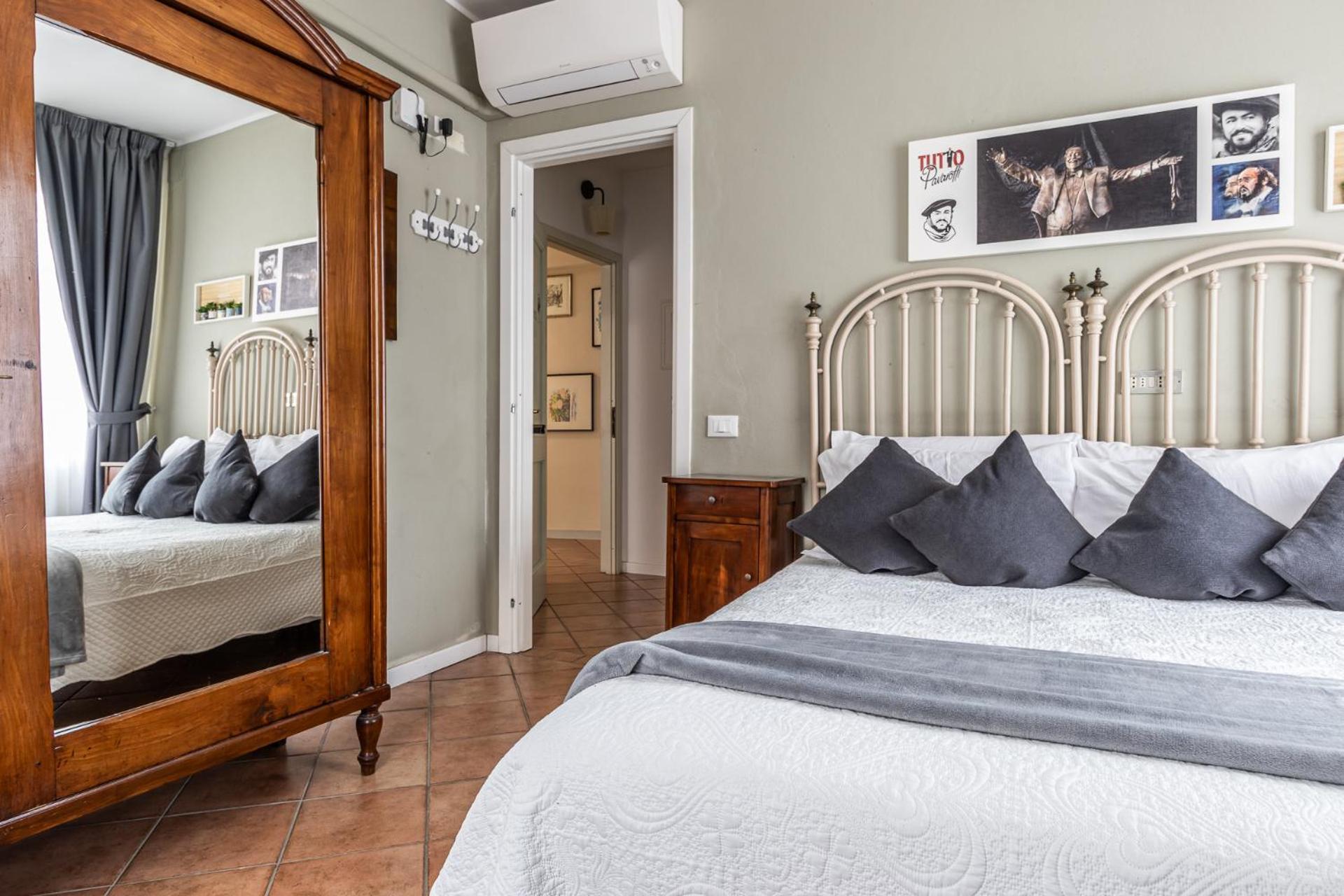 Room & Breakfast Canalino 21 모데나 외부 사진