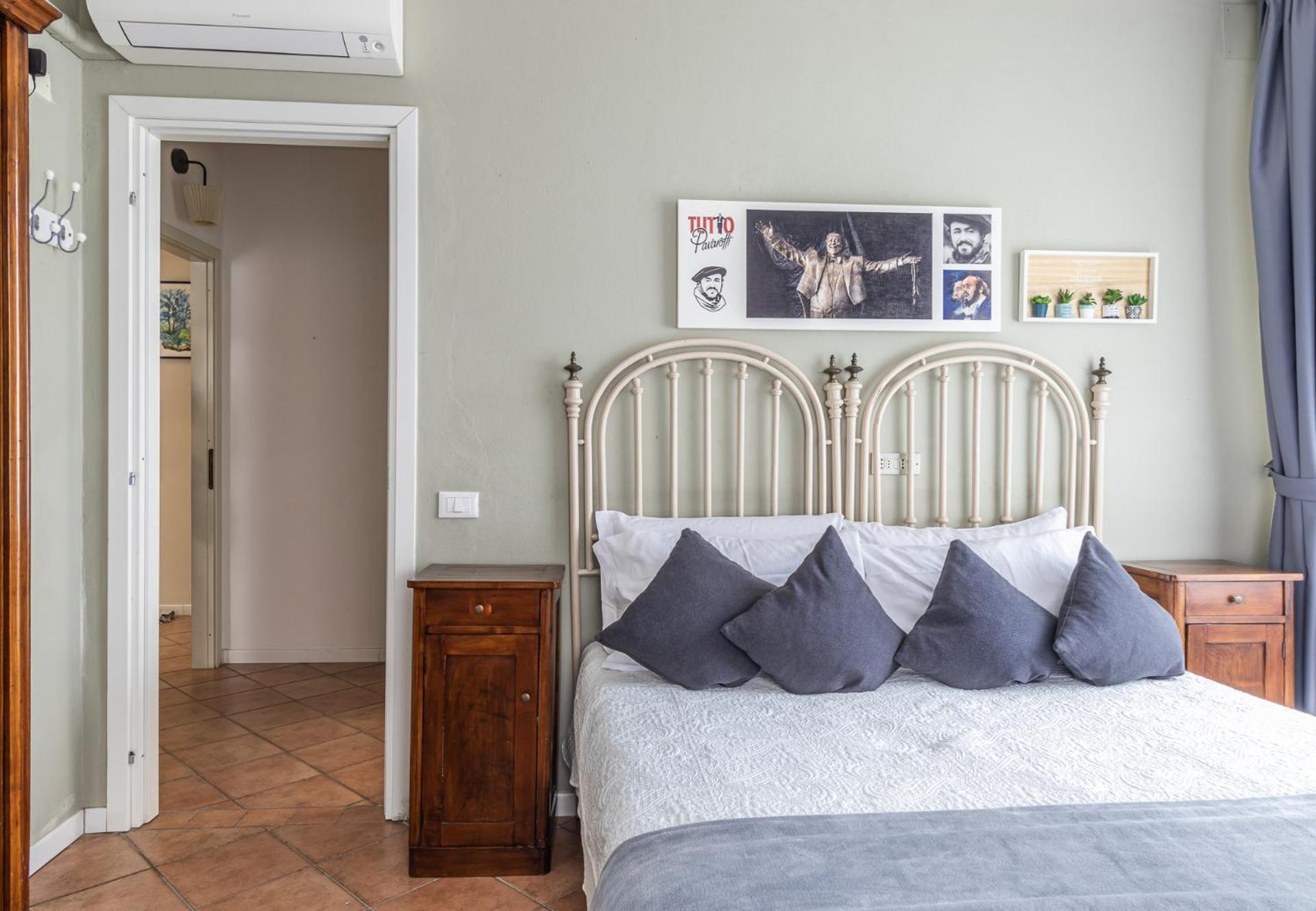 Room & Breakfast Canalino 21 모데나 외부 사진