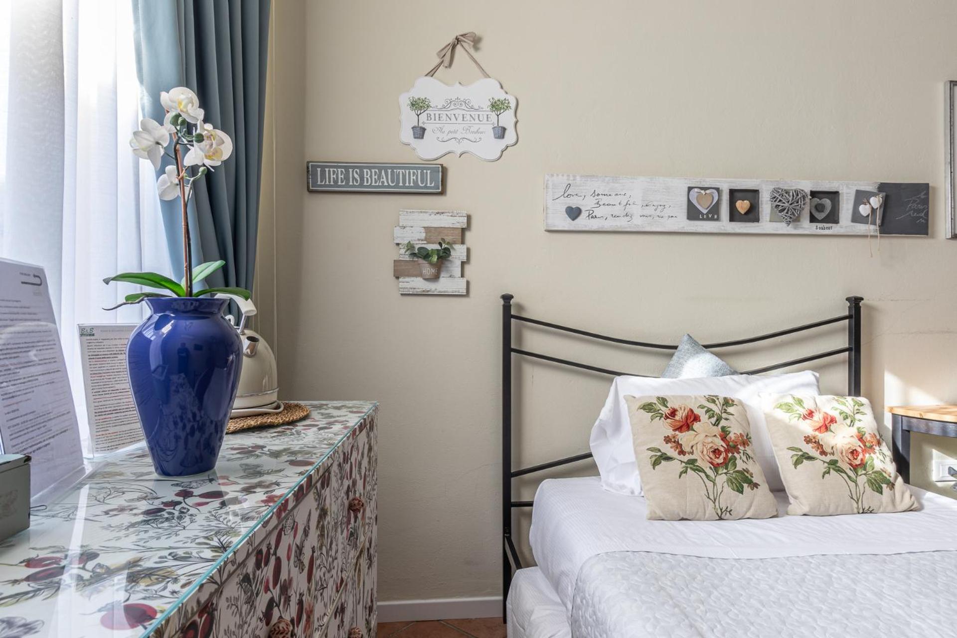 Room & Breakfast Canalino 21 모데나 외부 사진