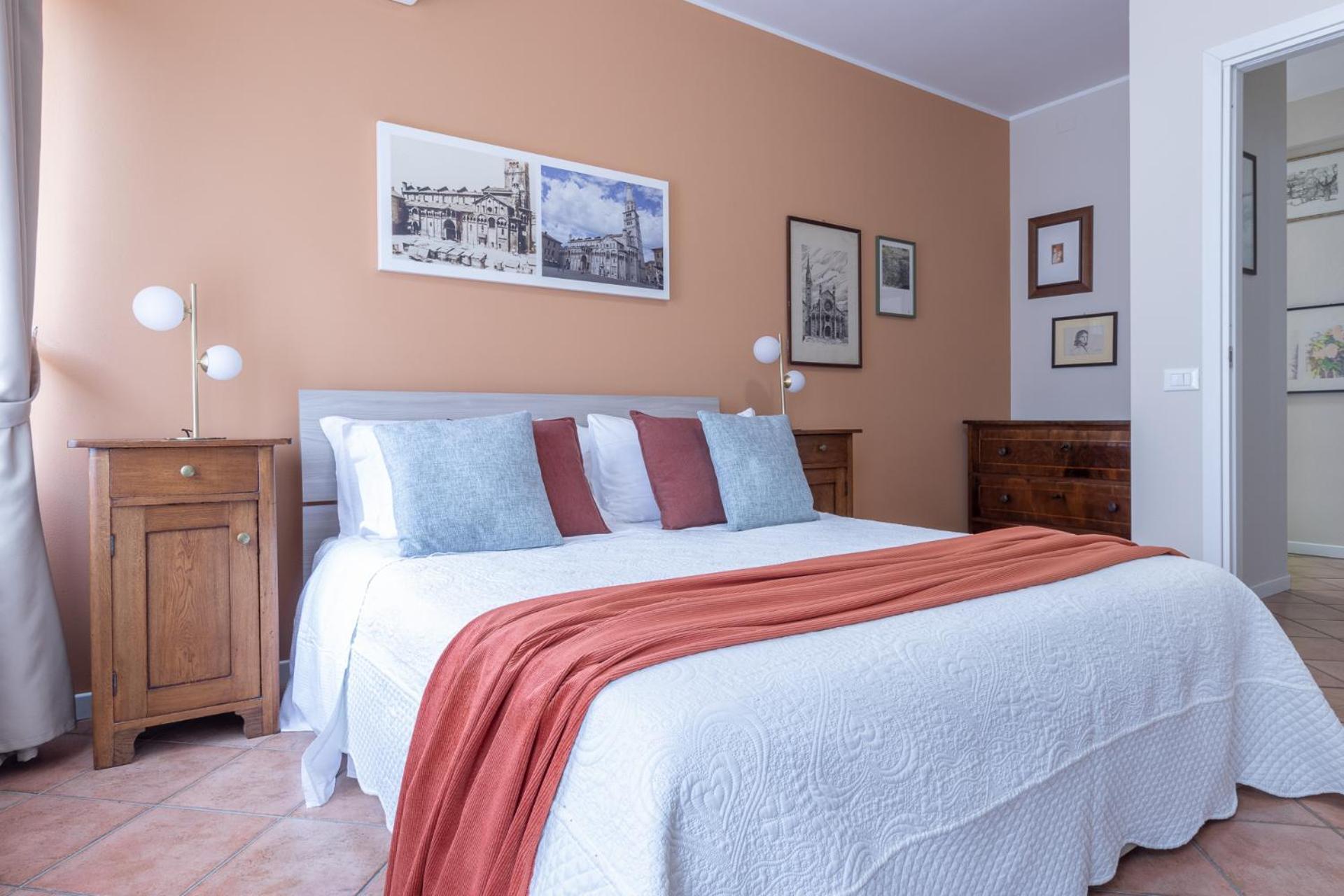 Room & Breakfast Canalino 21 모데나 외부 사진